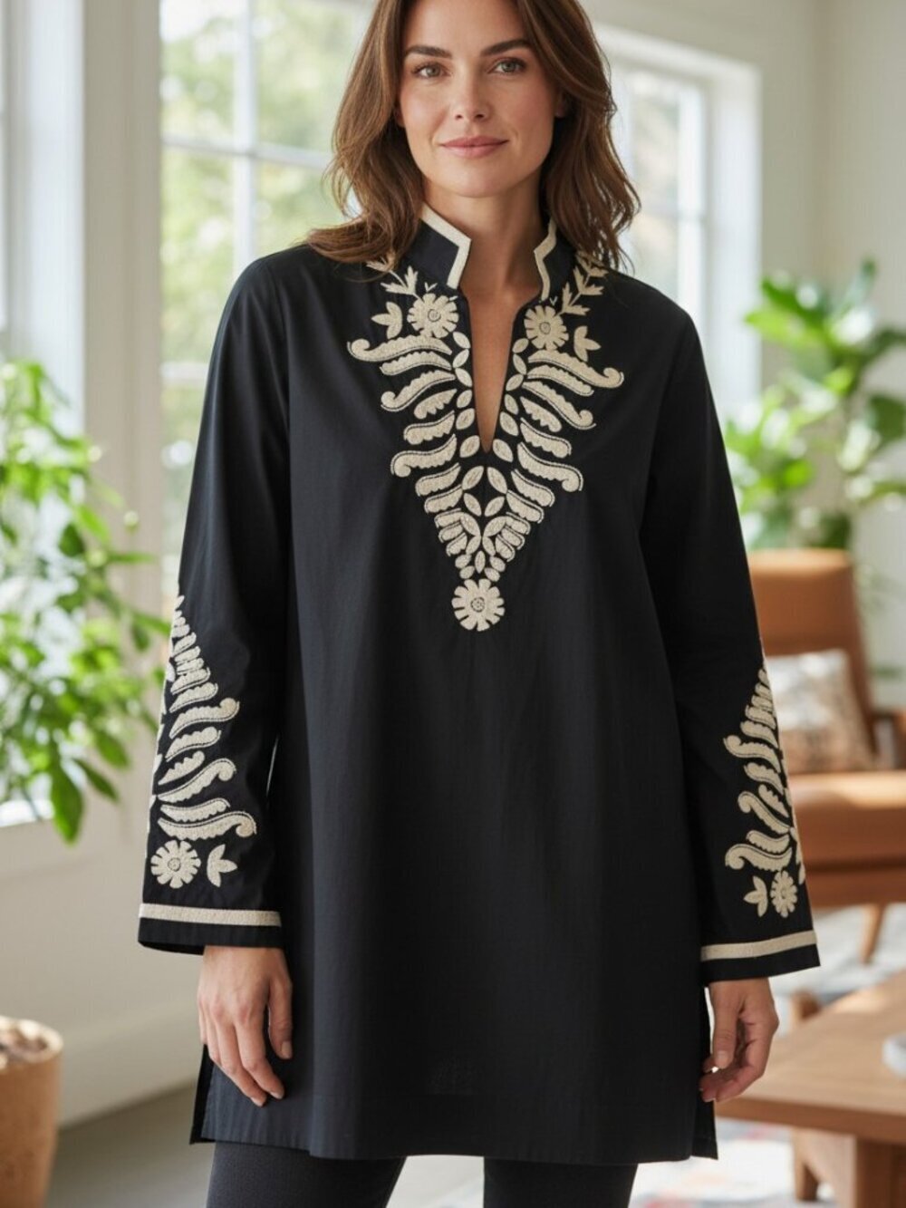 Tory Burch Embroidered Tory Tunic Womens 2 Top V-Neck Cotton Black